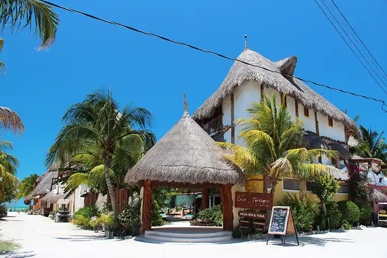 Hotel Casa las Tortugas on Isla Holbox before the fire