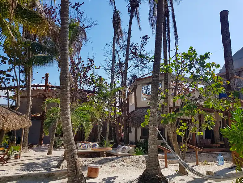 The hotel Mawimbi after the fire on Holbox Island