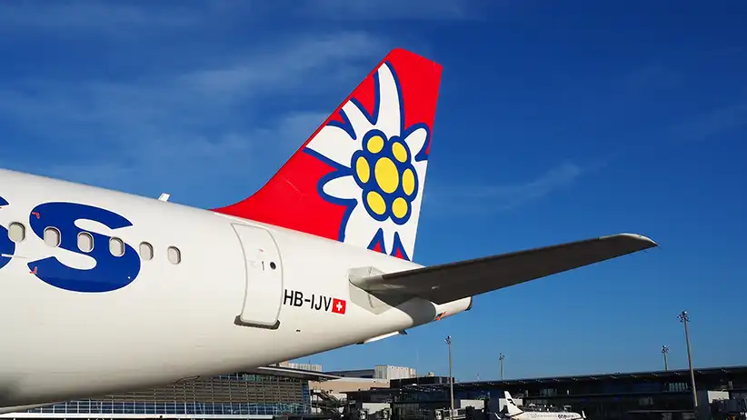 Ein Flugzeug von Edelweiss Air am Flughafen Zürich