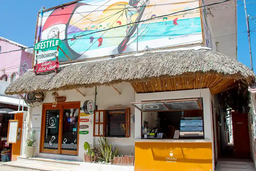 Die Lifestyle Kiteboarding School on Holbox Island