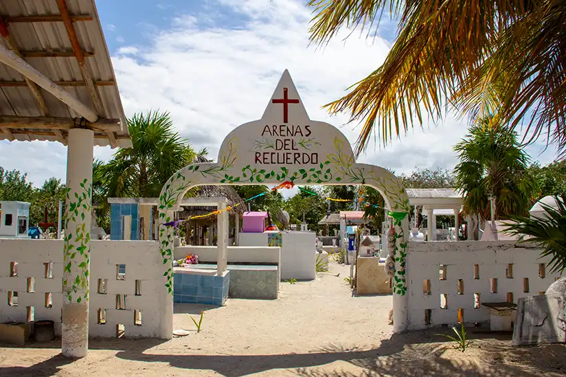 Der Friedhof der Insel Holbox