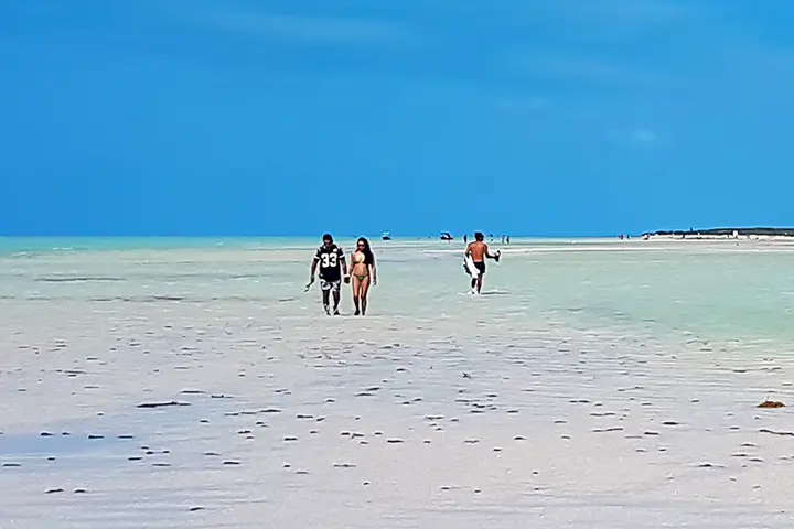 A beach walk on the large sandbar to Punta Mosquito on Holbox Island